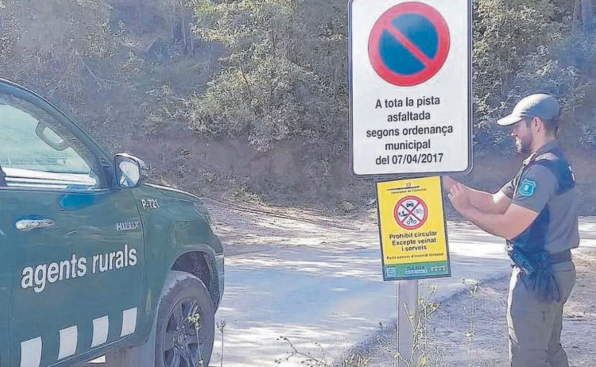 L’onada de calor obliga a tancar cinc espais naturals