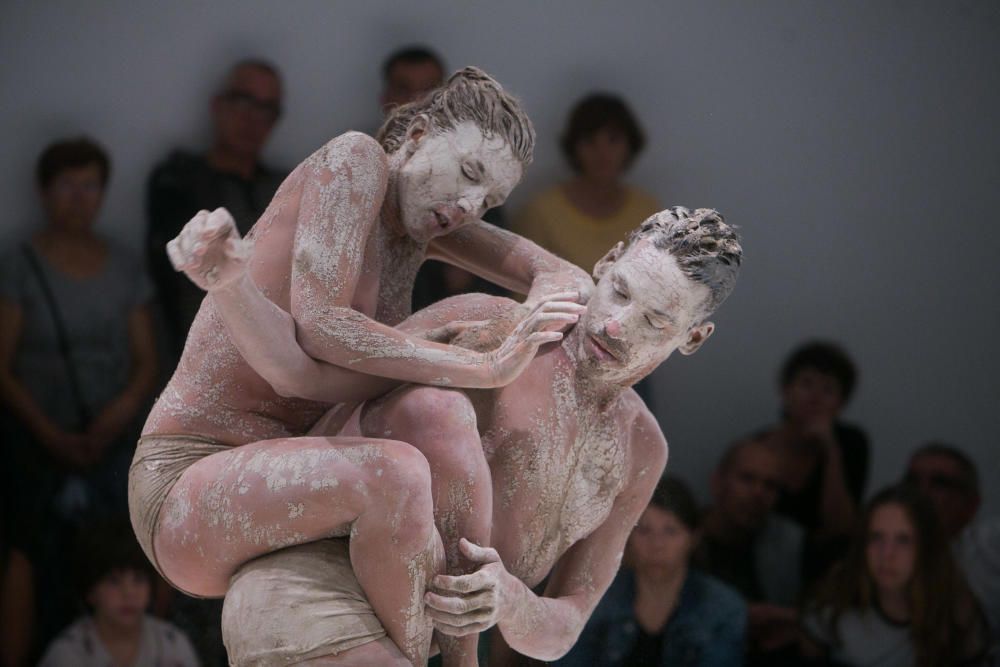 El espectáculo escenifica el ritual de una ofrenda en culturas antiguas