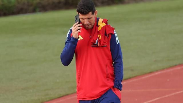 La RFEF despide a Albert Luque como director deportivo