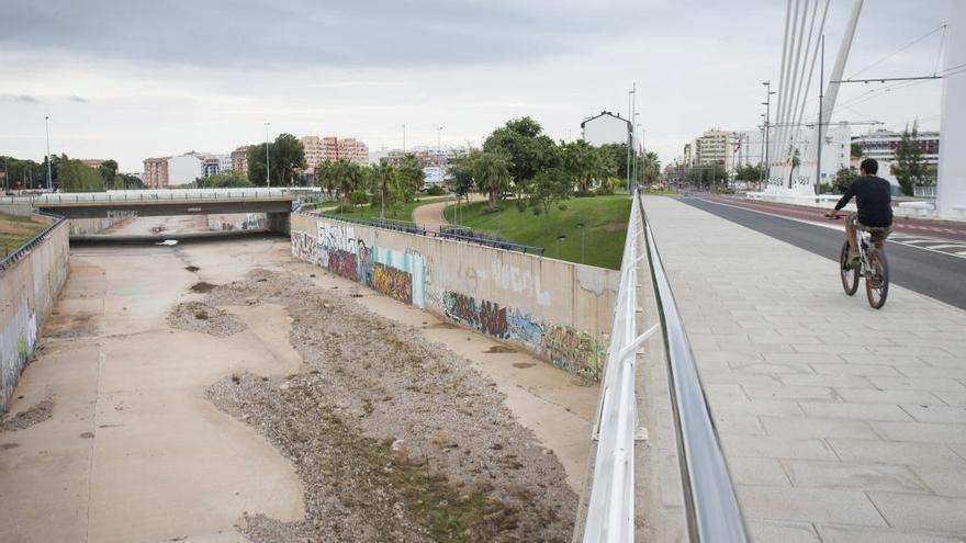 Castelló activa un parque lineal junto al Riu Sec para acabar con la barrera urbanística del cauce