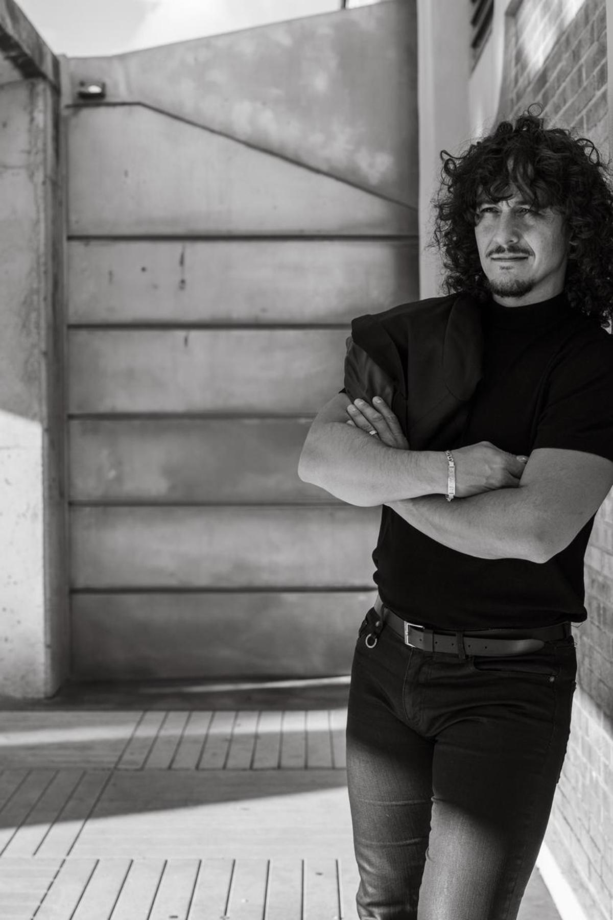 Jesús Corbacho Vázquez (Huelva, 1986) es una de las voces más sólidas y respetadas del panorama flamenco actual.