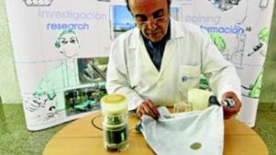 Un médico inventa una máquina que elimina manchas al instante