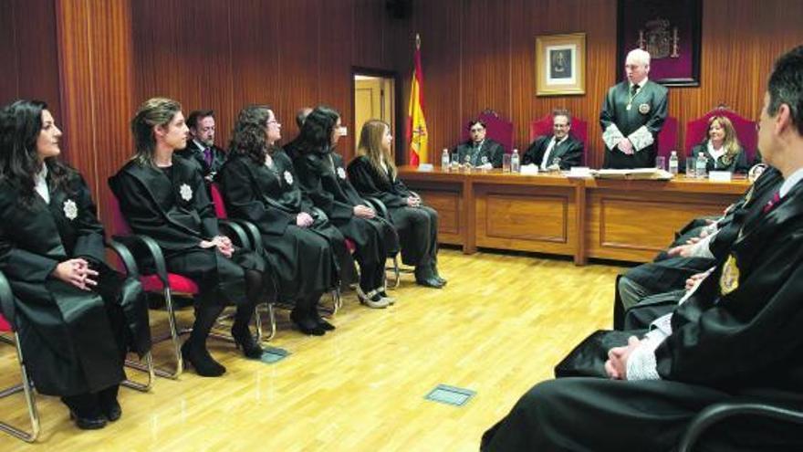 Acto de toma de posesión de nuevos jueces en marzo de 2012 en la sede del TSJCyL.