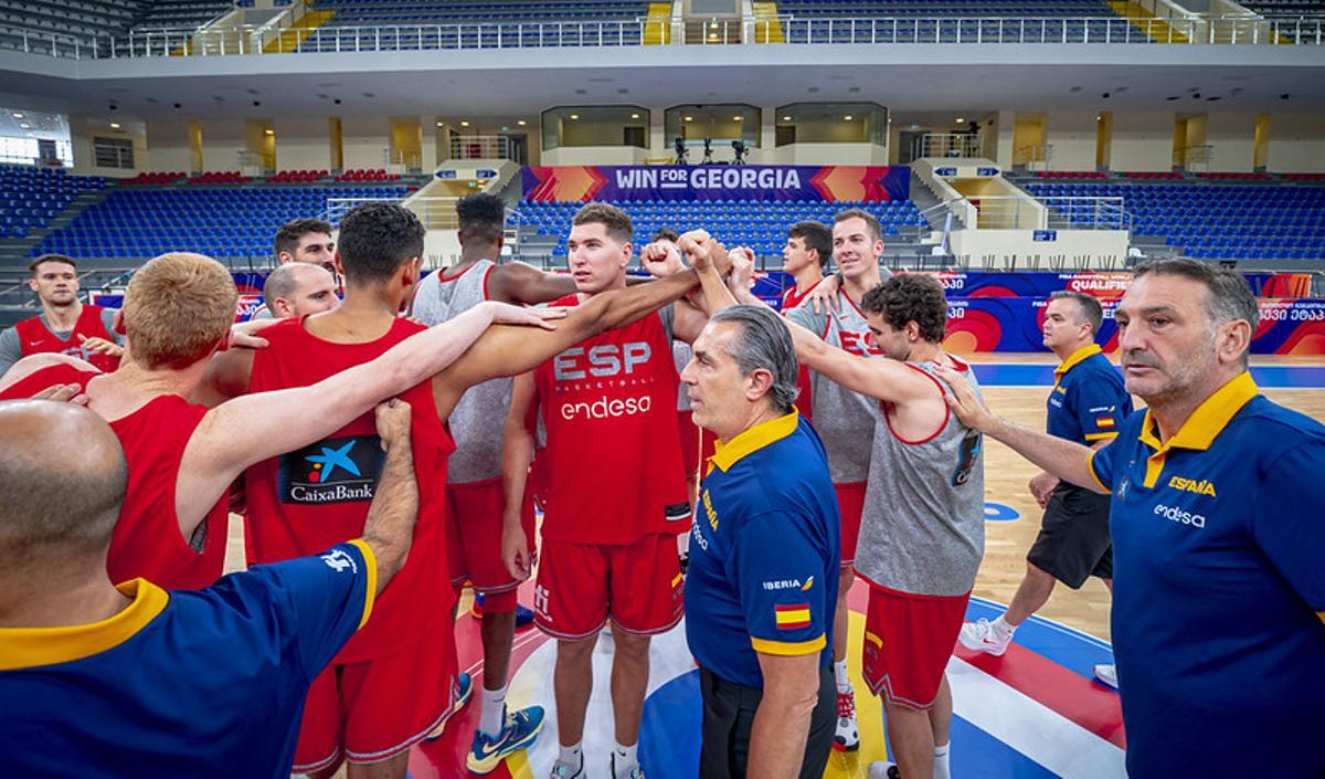 Lorenzo Brown, Núñez i Alderete a la llista de Scariolo per a l’Eurobasket