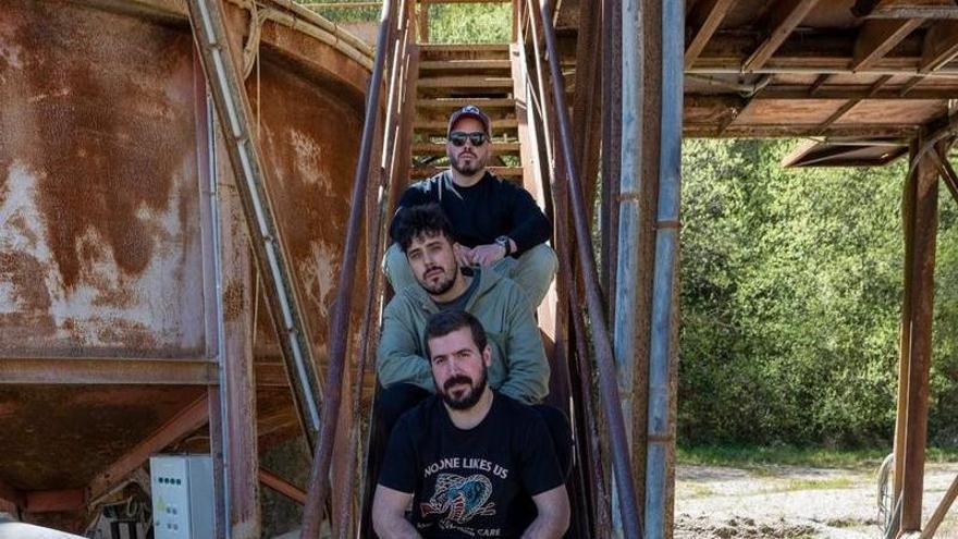 Chorima: el trío que agita el Kilómetro 0 a golpe de rock alternativo y shoegaze