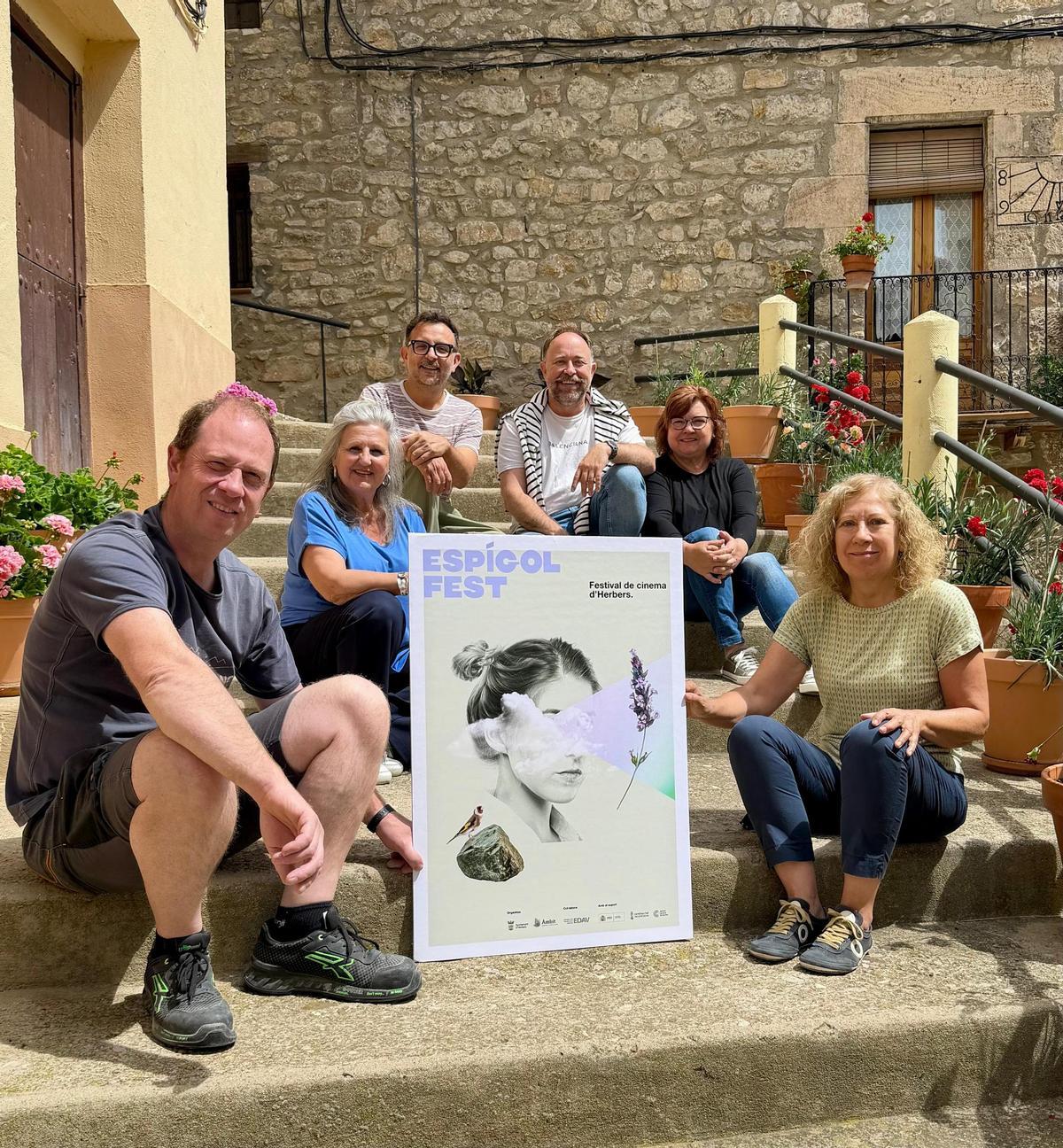 Presentació del cartell de la present edició del festival amb l'equip de l'Espígol Fest.