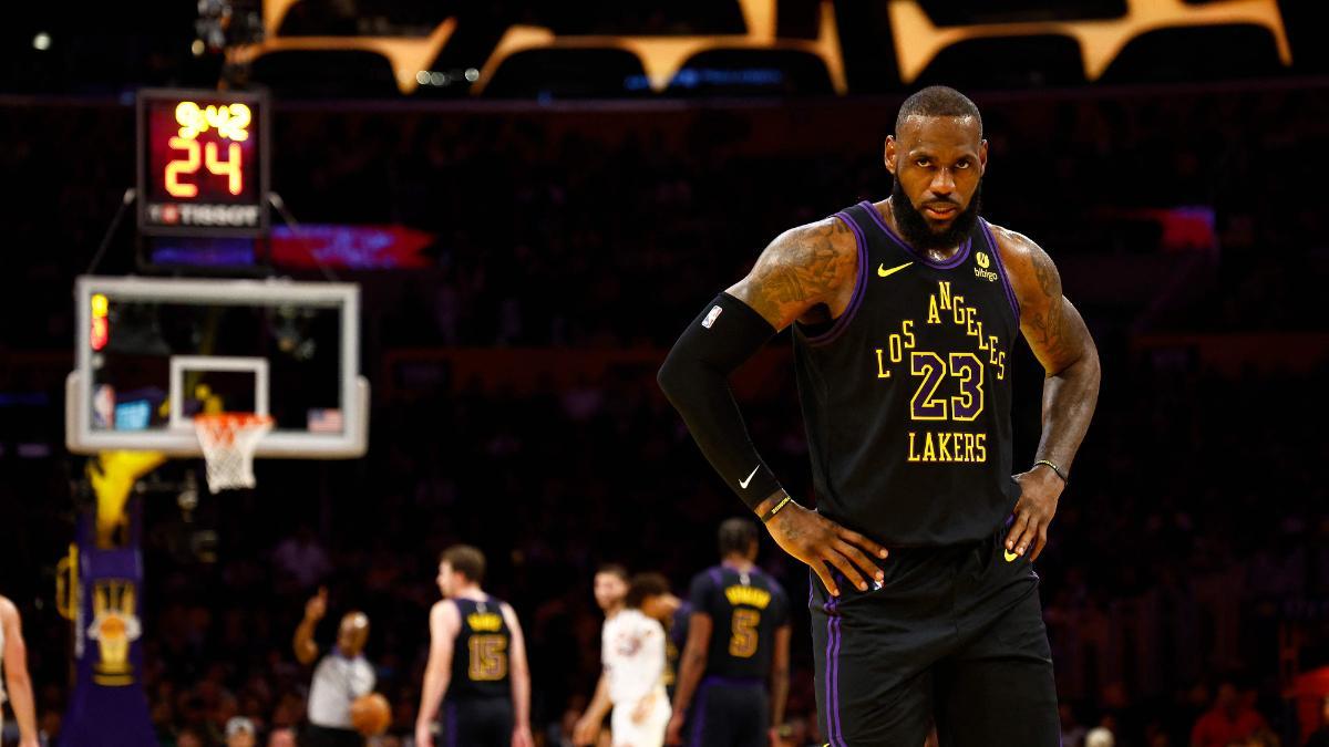 Lebron James centró todas las miradas tras la victoria de los Lakers ante los Suns