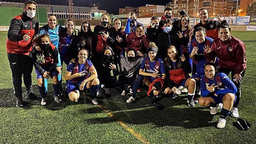 La UD Alzira lidera la Liga Autonómica femenina. | LEVANTE-EMV