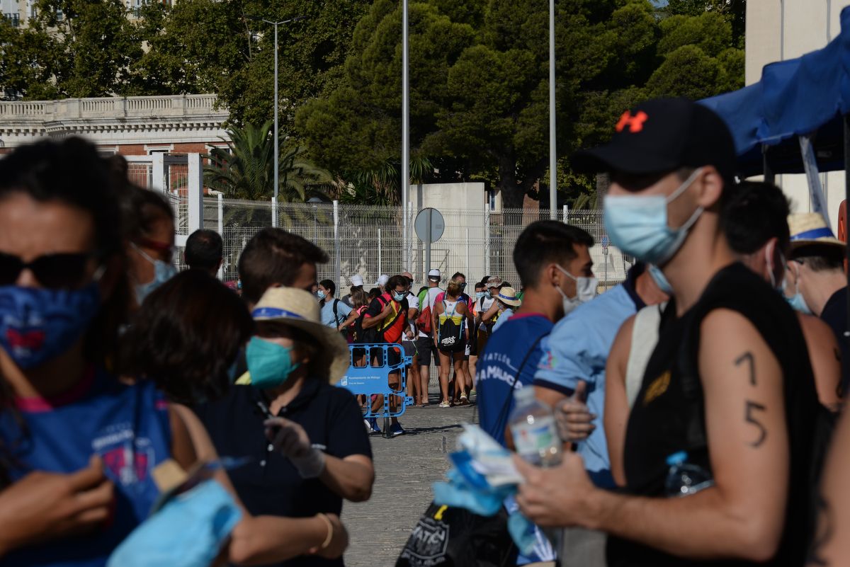 Travesía a nado en el Puerto de Málaga 2021