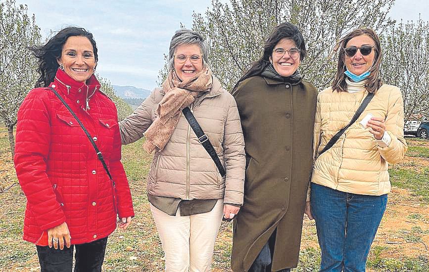 Dolores Ordóñez, Maria Antonina Grimalt, Joana Riera y Jerónima Bonafé.