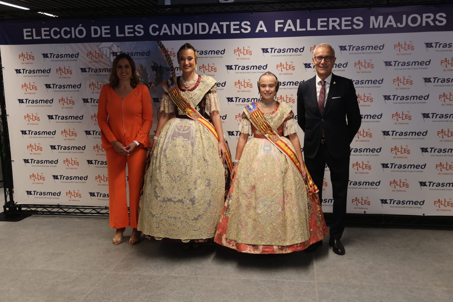 Así está el ambiente en el estreno de las fallas en el Roig Arena