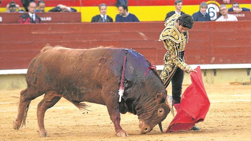 Apoteósis de Talavante y un Juli que dicta cátedra