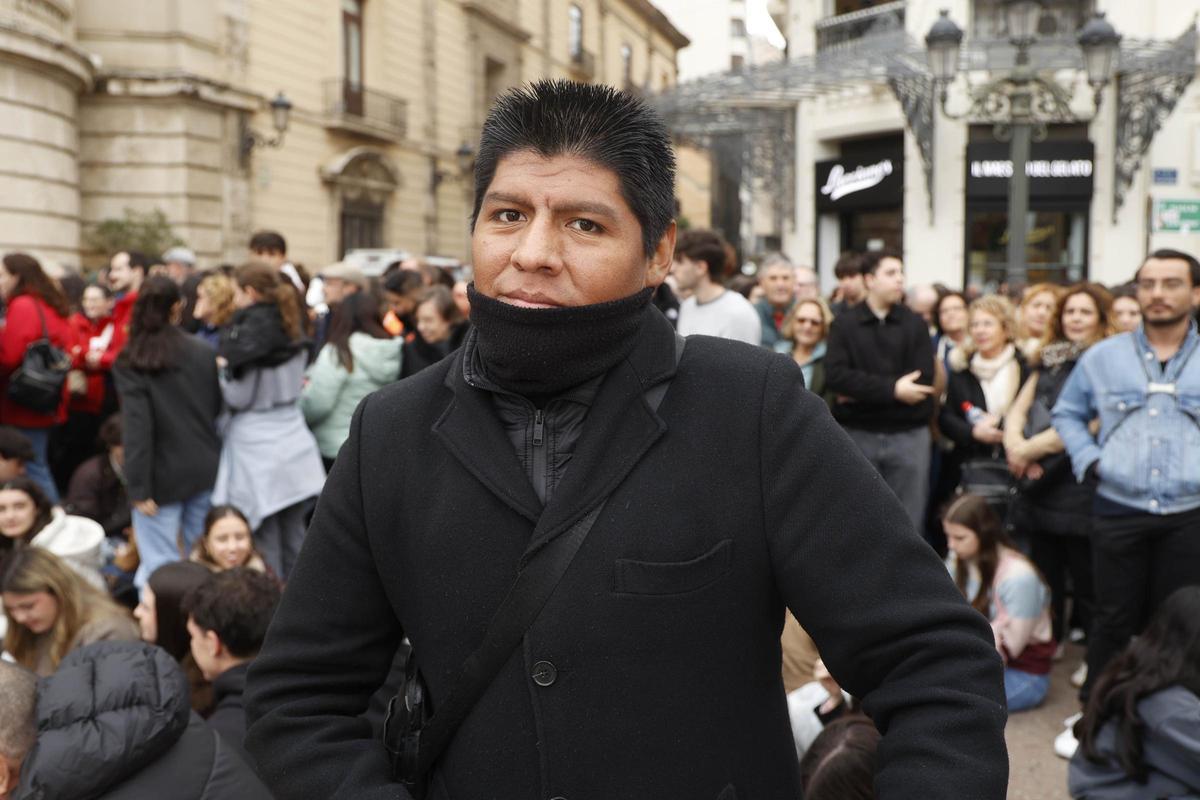 Búscate en la mascletà del 3 de marzo en la plaza del Ayuntamiento de València