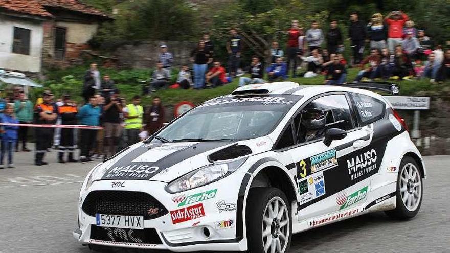 Óscar Palacio, con Fiesta R5.