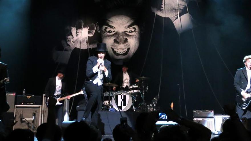 El rock de The Hives vuelve al Low Festival