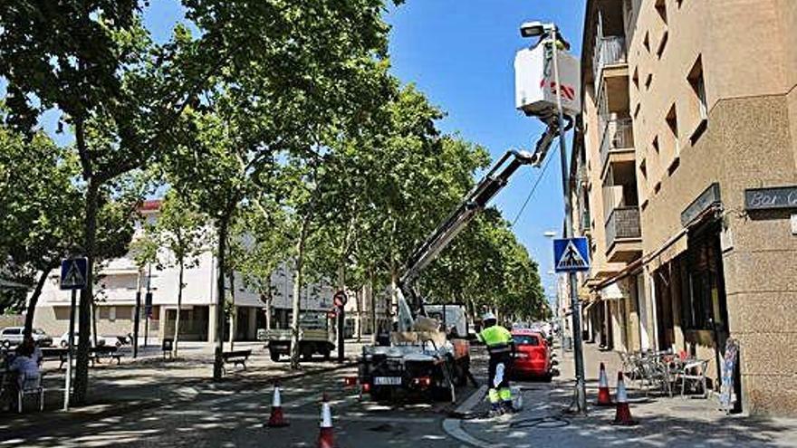 Girona incorpora la tecnologia led en prop de 700 punts