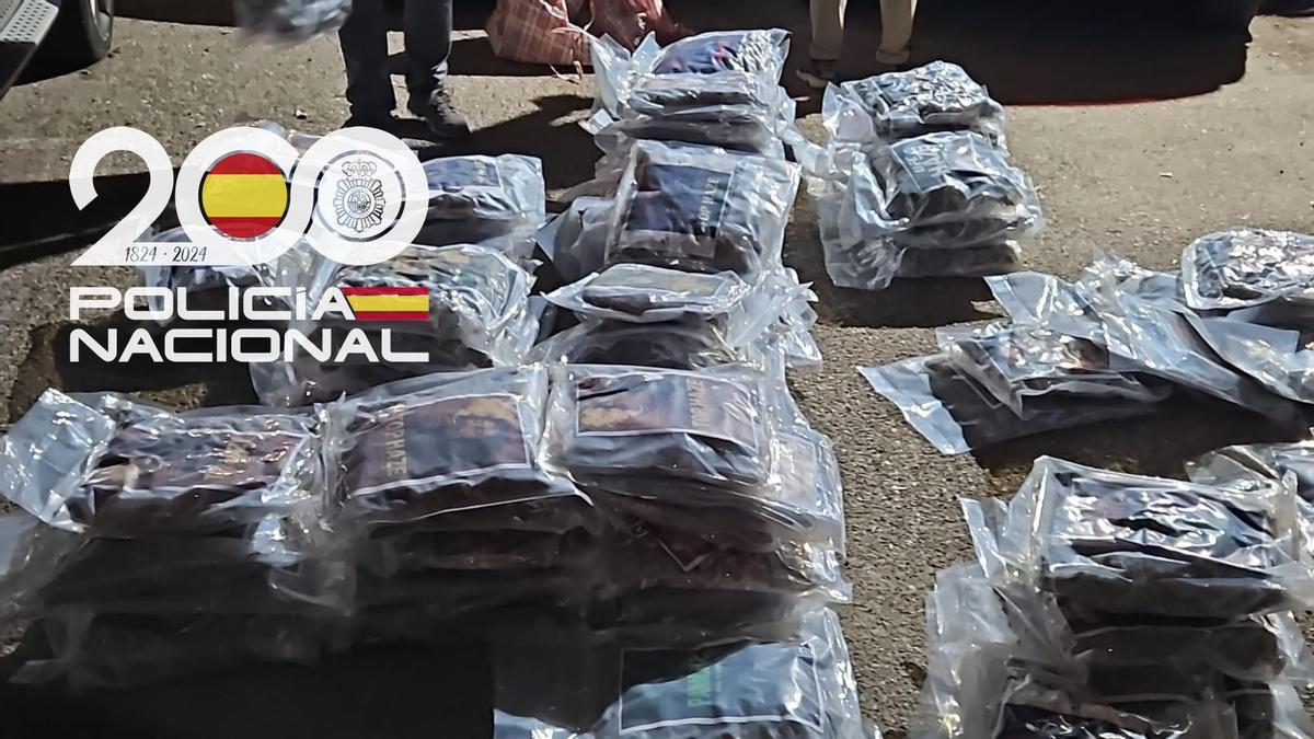 Droga incautada por la Policía Nacional en Sevilla