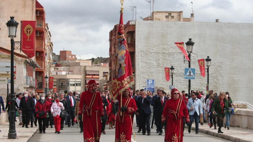 El Paso Encarnado presenta su nuevo estandarte