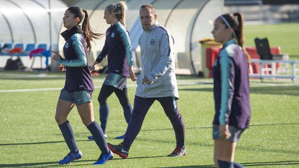 Lluis Cortés debe levantar el ánimo del grupo ante el Betis