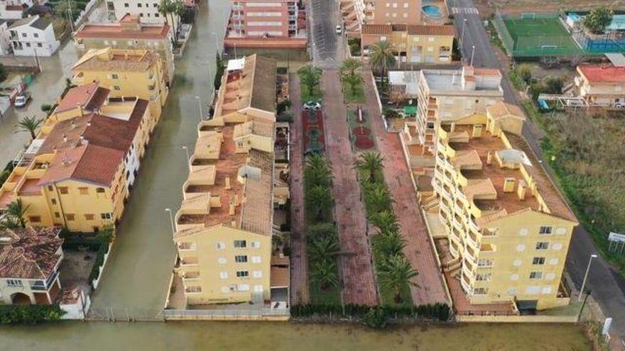 Los alcaldes de Castellón están hartos de parches en la costa y exigen espigones