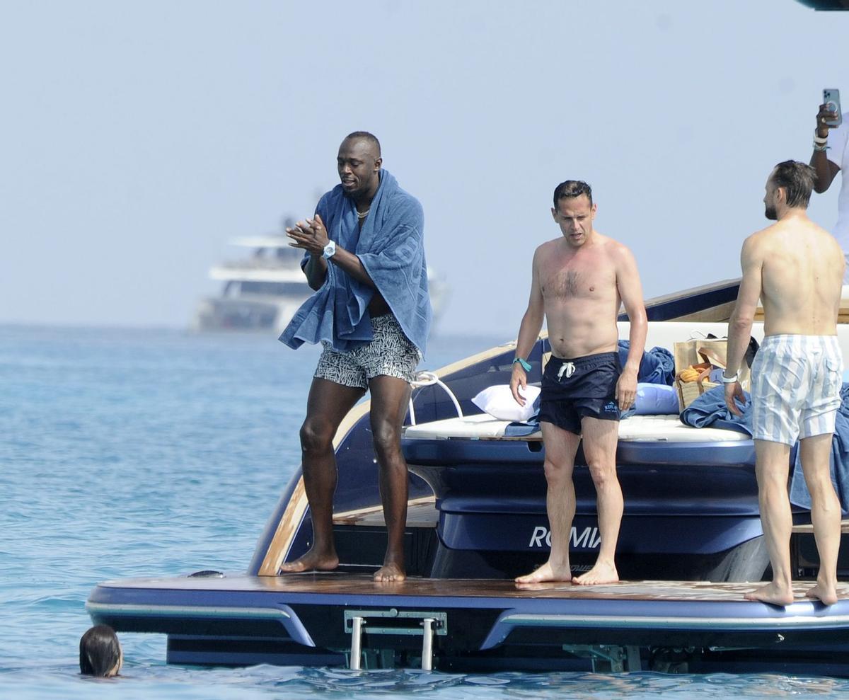 El exatleta jamaicano Usain Bolt disfruta del mar y la noche de Ibiza y Formentera