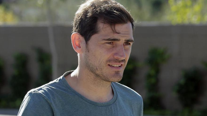 Iker Casillas sufre un infarto durante un entrenamiento.