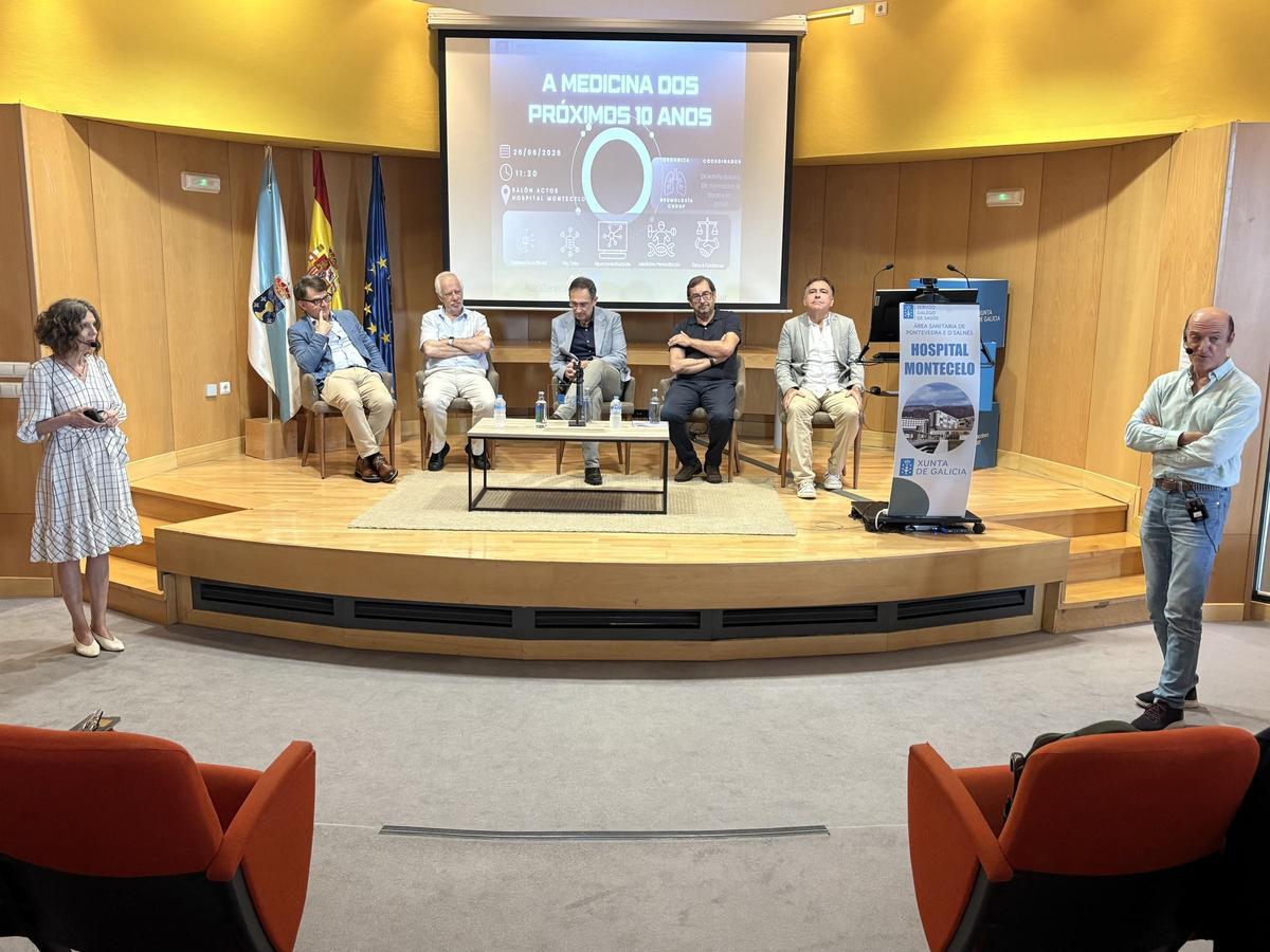 Un momento de la jornada celebrada en el Hospital Montecelo.