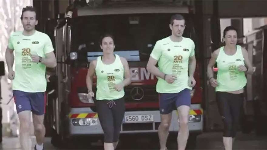 Camiseta conmemorativa del 20 aniversario de la Cursa de Bombers