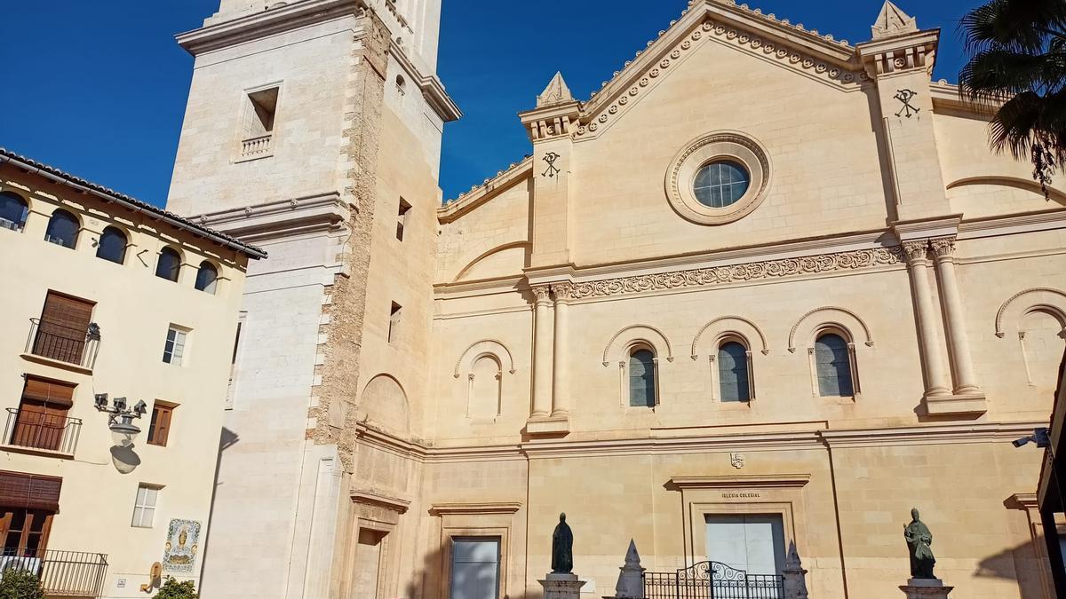 La ciudad cuenta con un rico patrimonio artístico y arquitectónico.