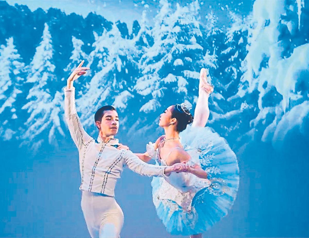 El Cascanueces de El Ballet de Barcelona