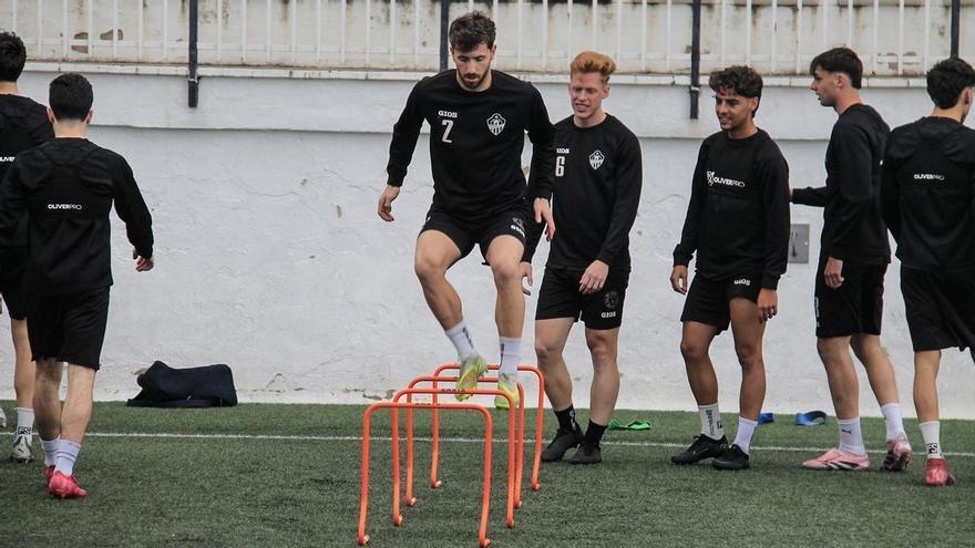 Desplazamiento complicado del Atzeneta, que se medirá al Villarreal C
