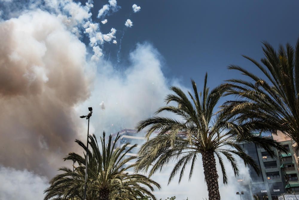 Hogueras 2018: Mascletá de las Hogueras de Alicante de 23 de junio.