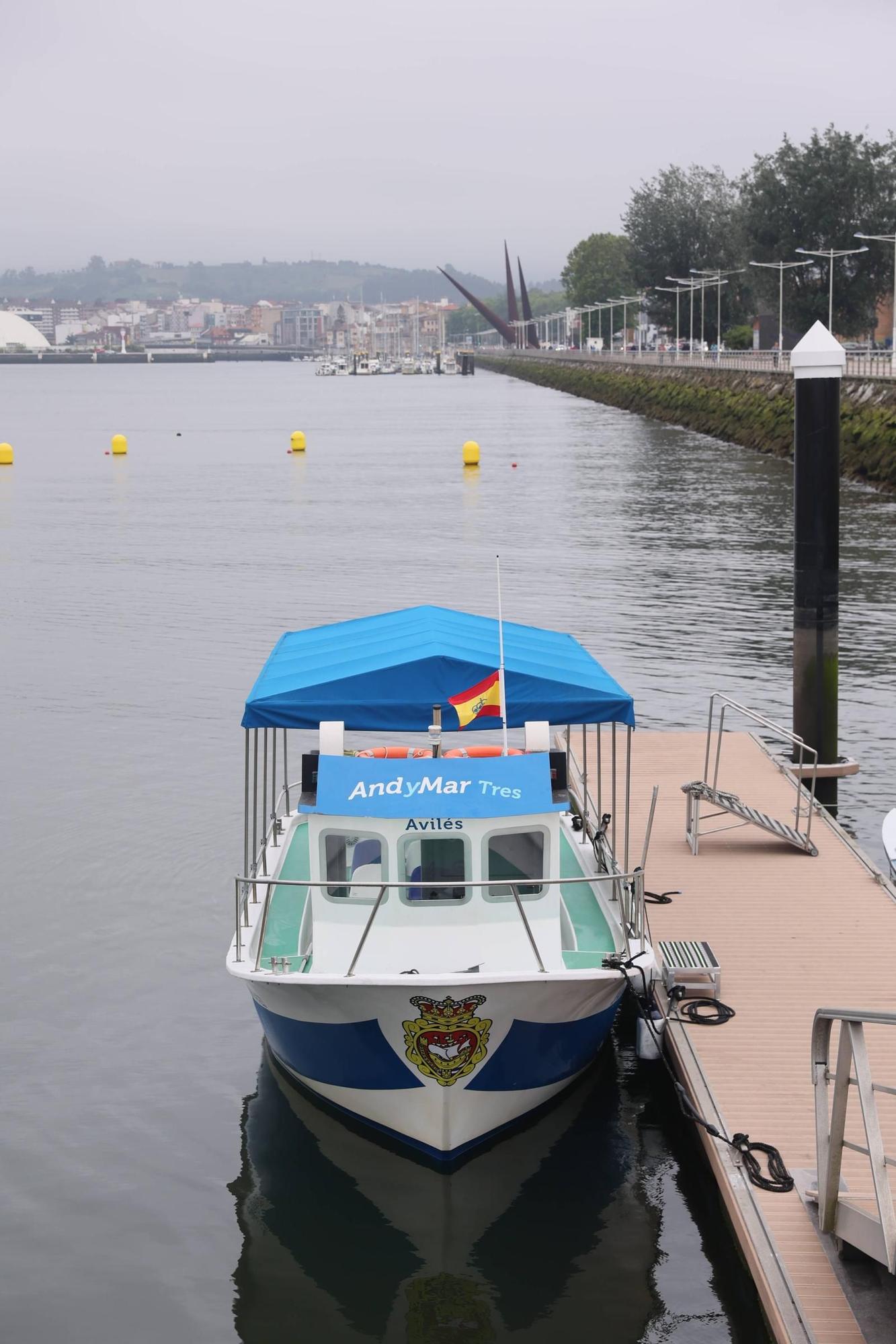 Regresan los paseos en lancha por la ría de Avilés: y hay novedades