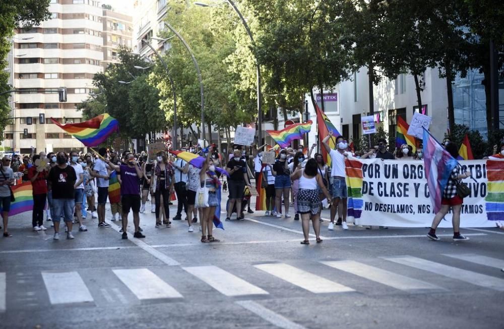 Cientos de personas se manifiestan en Murcia por un orgullo de clase y combativo