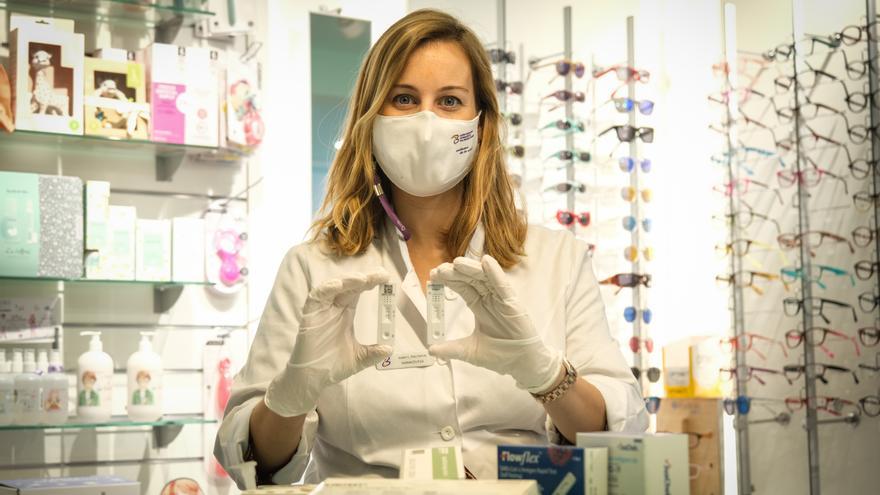 Las farmacias de Extremadura limitarán la venta de los test covid a tres por persona