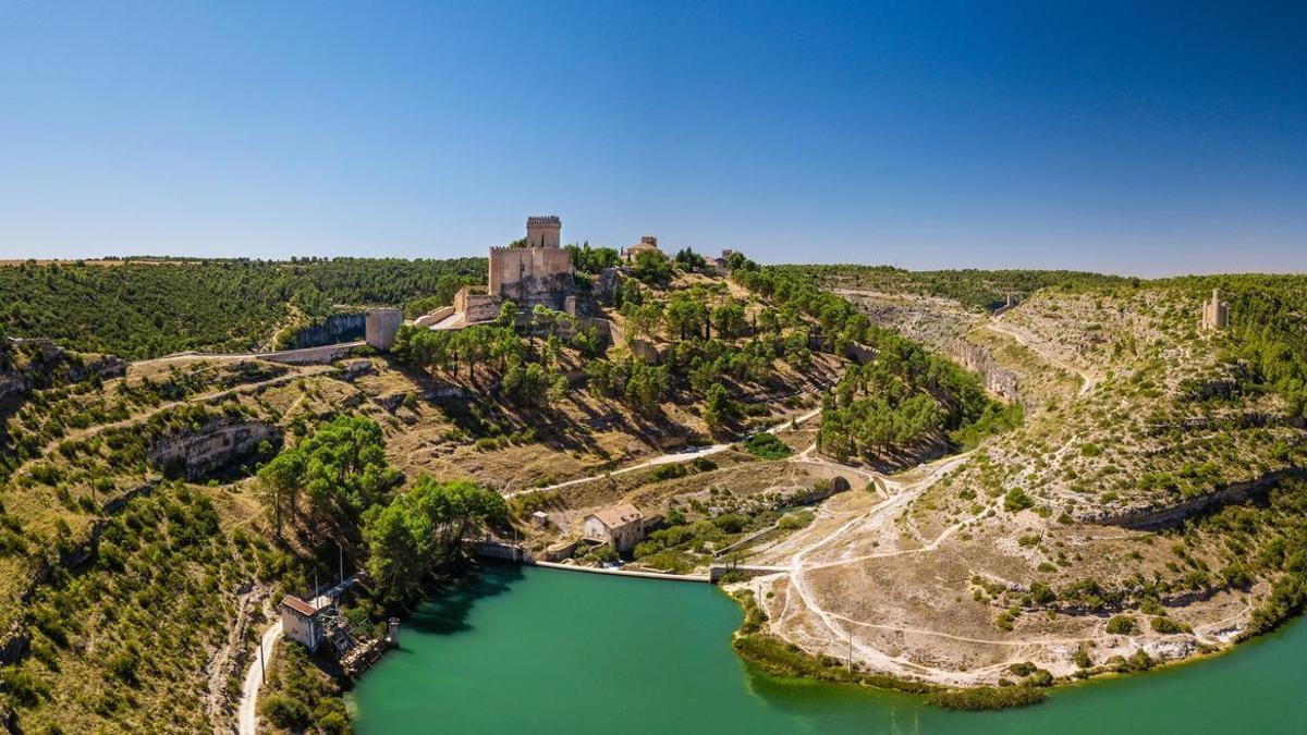 El pueblo medieval de Cuenca que es perfecto para recorrer a pie