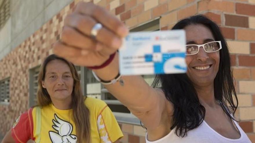La Comunidad de Madrid cambia el nombre de 143 transexuales en sus tarjetas sanitarias