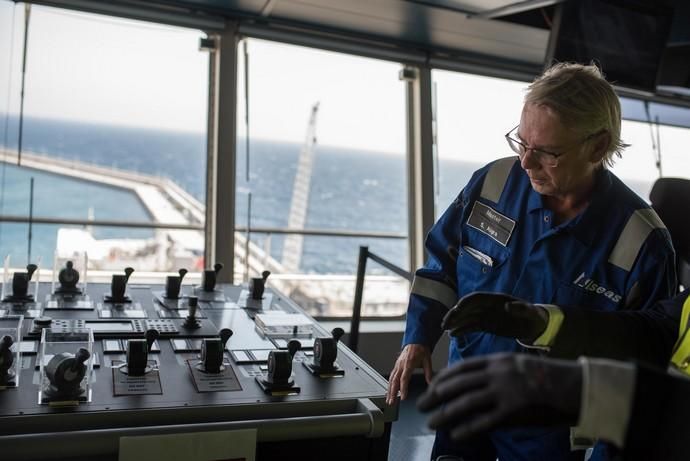 Visita al barco más grande del mundo que está ...