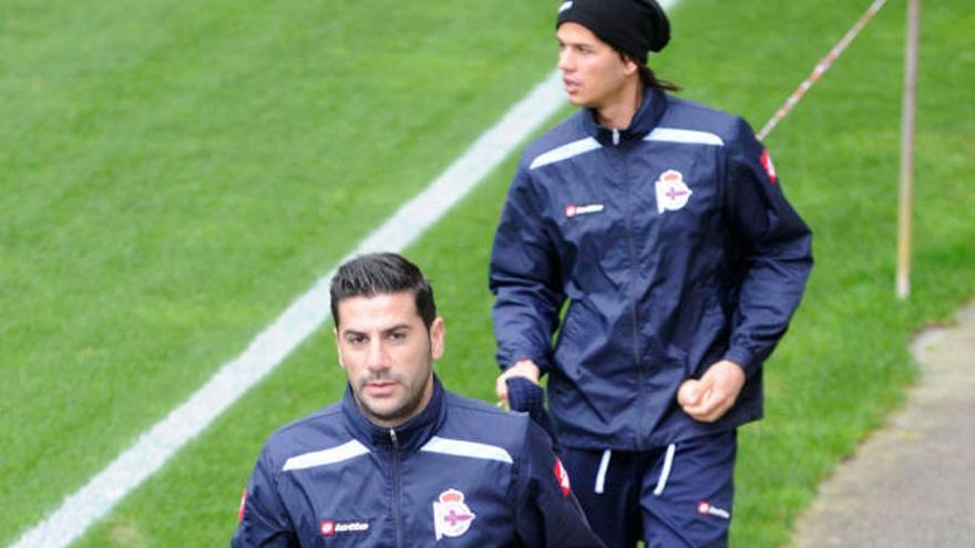 Riki y Zé Castro a la salida de un entrenamiento.