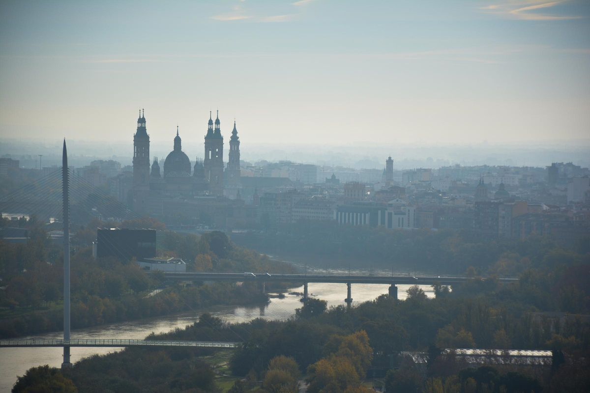 Vista panorámica de Zaragoza desde la azotea de la Torre del Agua.