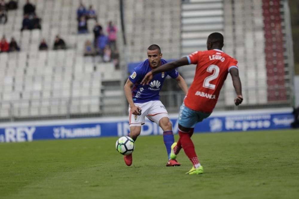 El partido entre el Lugo y el Real Oviedo, en imágenes