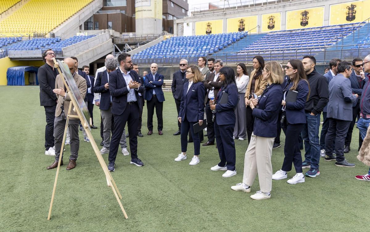 Así fue el día de los emisarios de la FIFA en Gran Canaria para observar los avances de cara al Mundial de 2030 Así fue el día de los emisarios de la FIFA en Gran Canaria para observar los avances de cara al Mundial de 2030