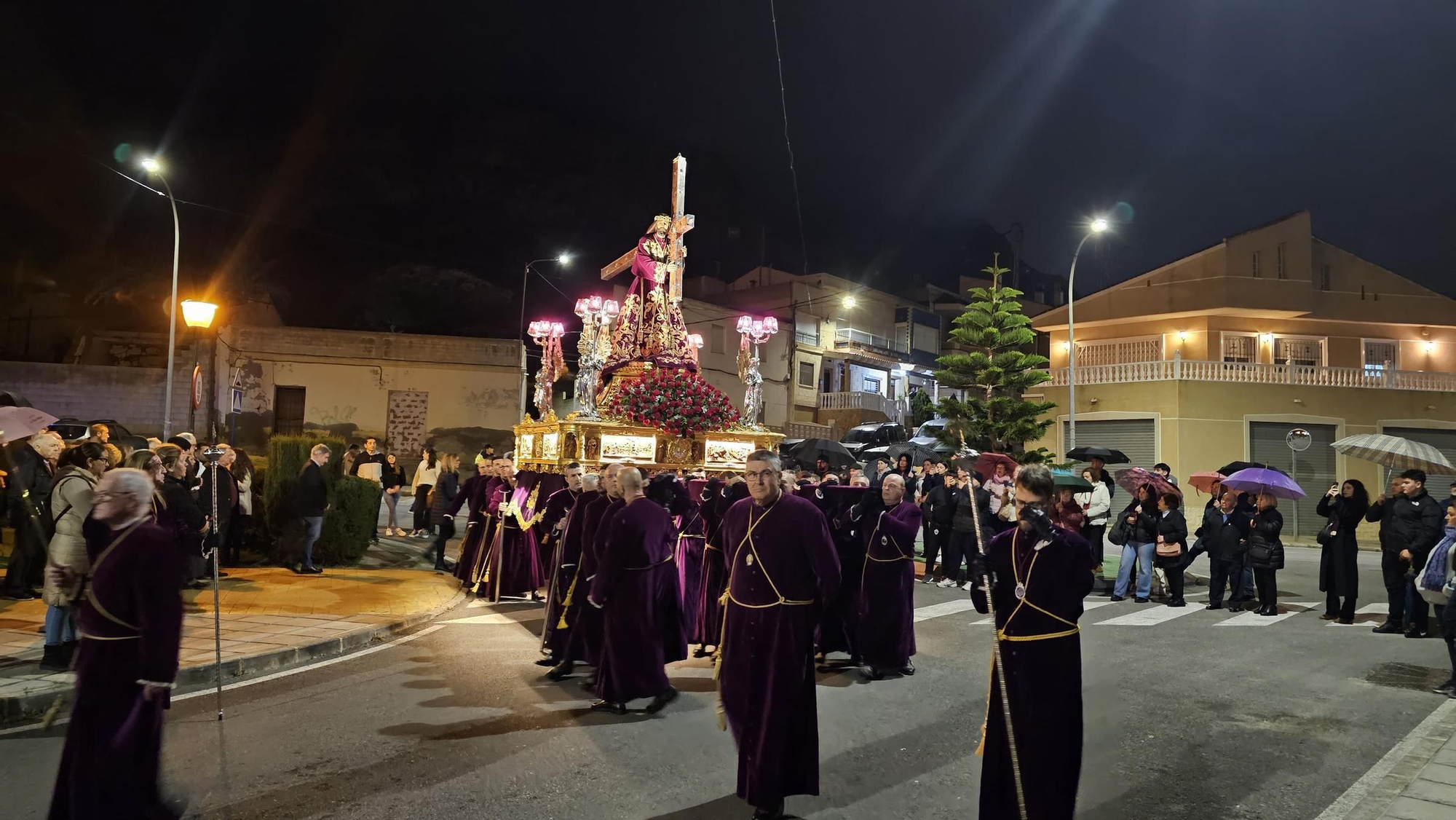 El patrón de Orihuela desafía a la lluvia