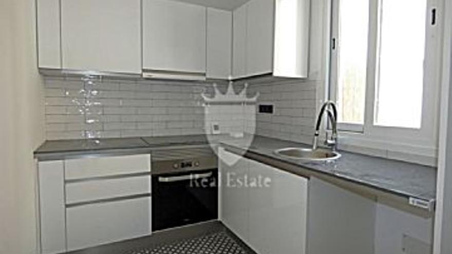 285.000 € Venta de piso en Pere Garau (Palma de Mallorca), 3 habitaciones, 2 baños...