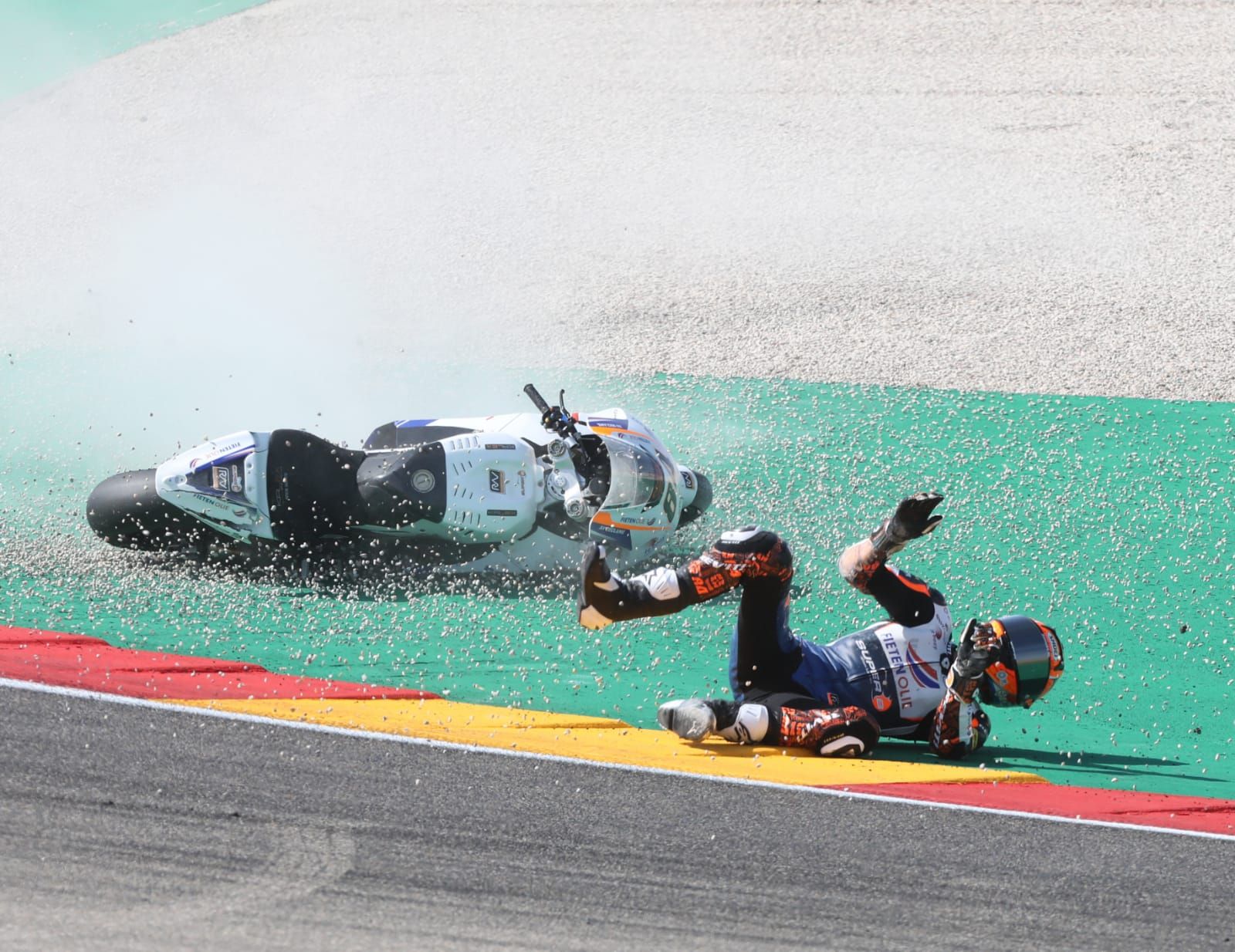 Las mejores imágenes del domingo de MotoGP en Motorland Aragón