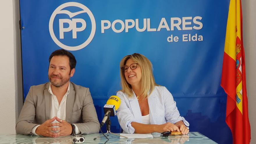 La periodista Lola Francés engrosa los primeros puestos del PP para las municipales