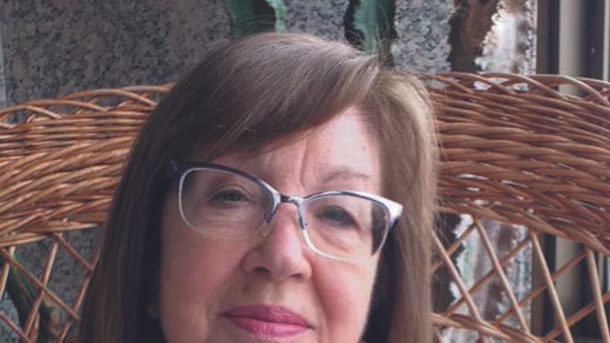 A mestra Teresa Pérez Tilve. |