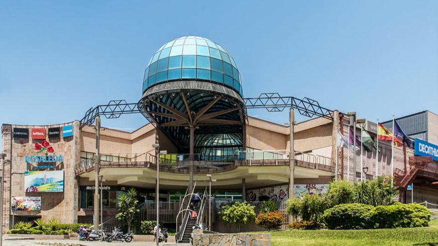 El primer premio de la Lotería Nacional fue vendido en la administración del Centro Comercial Rosaleda.