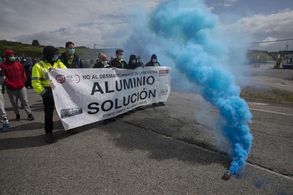 La plantilla de Alu Ibérica se moviliza