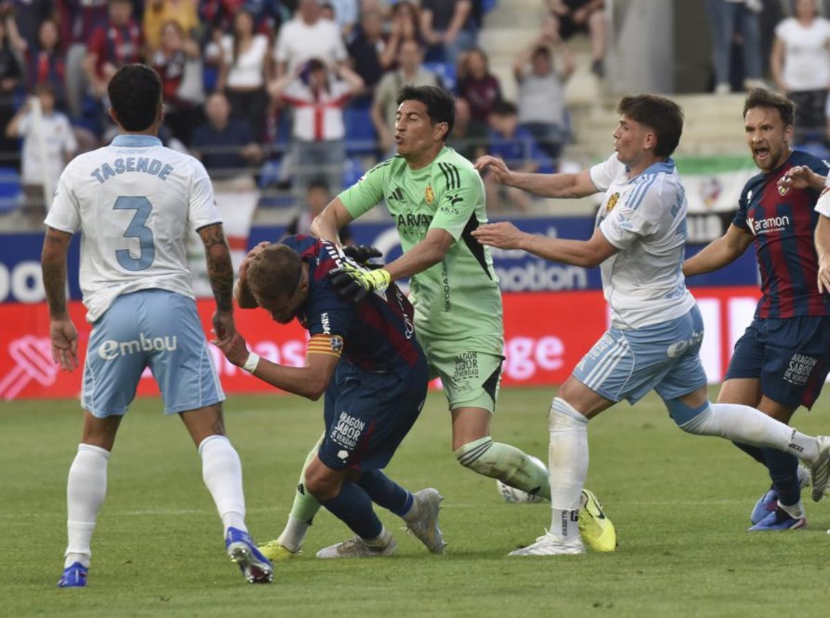 Tretze partits de sanció per al porter Andrada